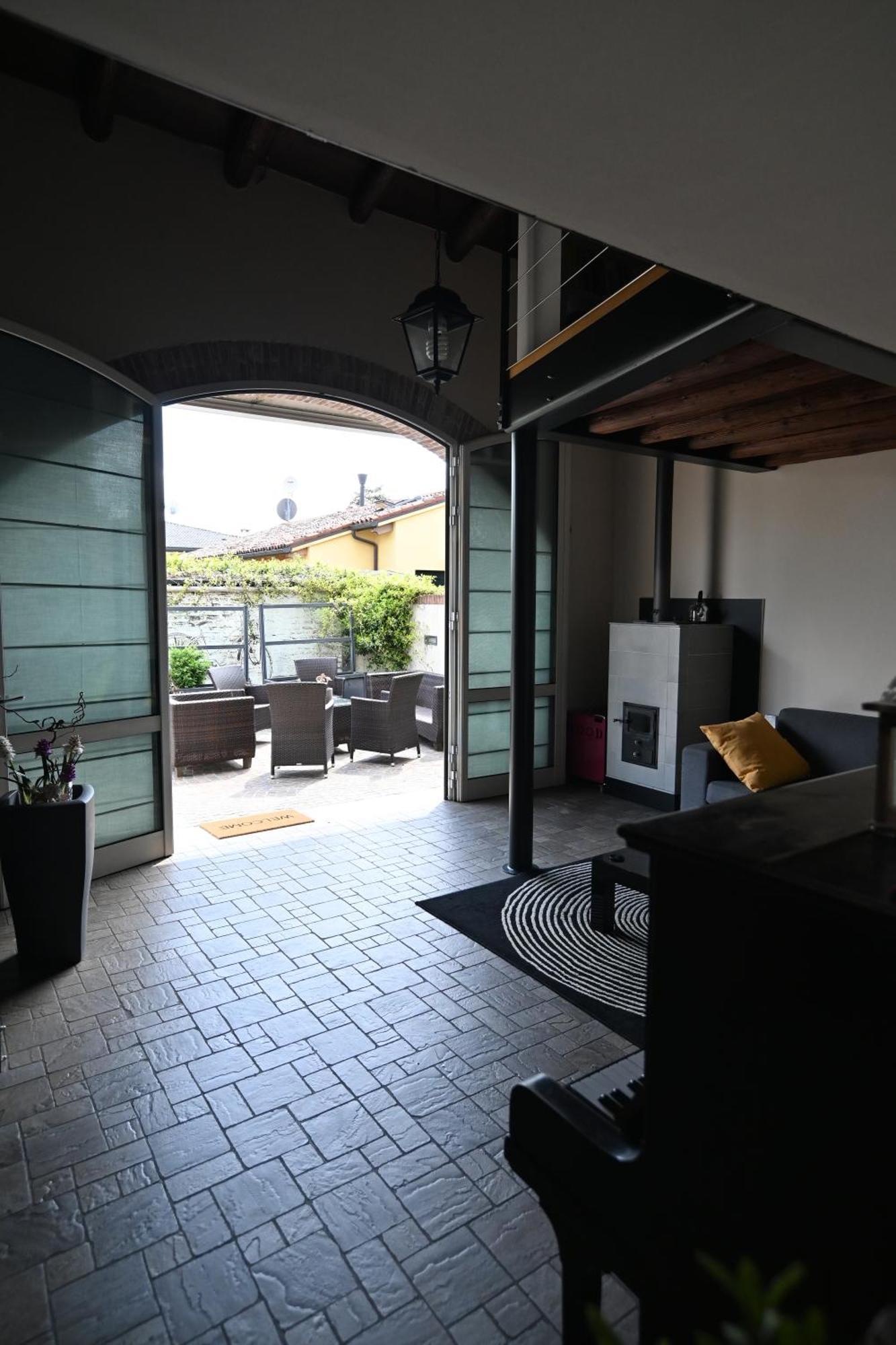 צ'יטדלה Ca Centosa Artistic House Villa Storica Ristrutturata Con Patio E Giardino מראה חיצוני תמונה