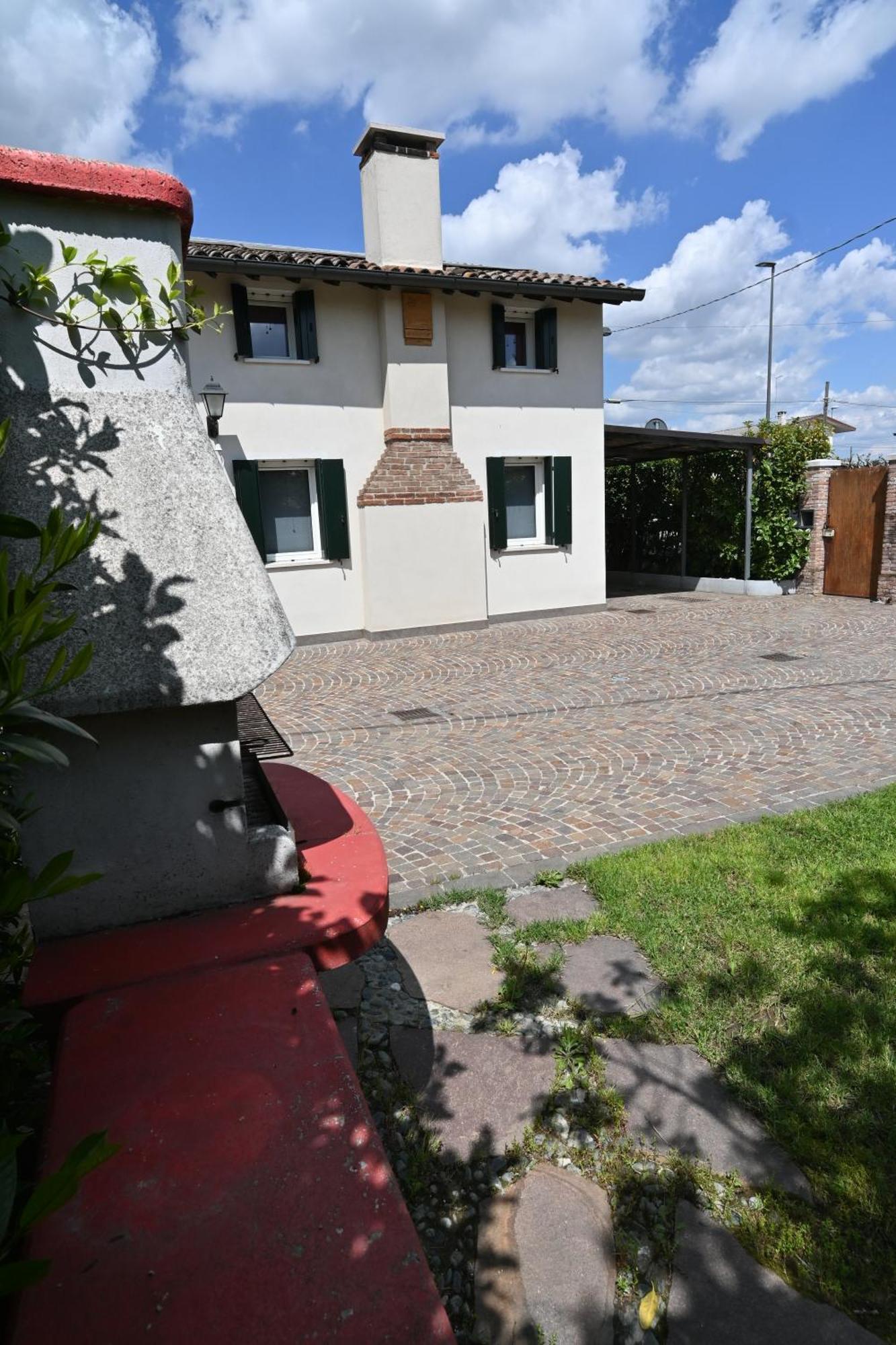 צ'יטדלה Ca Centosa Artistic House Villa Storica Ristrutturata Con Patio E Giardino מראה חיצוני תמונה